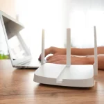 Evdeki WiFi Sinyalini Güçlendirmek İçin Alüminyum Folyo İşe Yarıyor mu? Viral Yöntemin Gerçek Etkisi