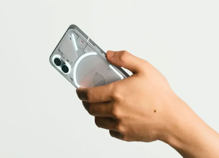 Nothing Phone (4a) Pro Özellikleri Ortaya Çıktı! 2026’nın En Farklı Telefonu Olabilir