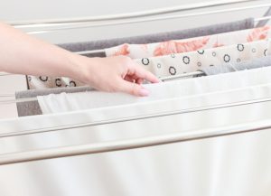 Çamaşırlar Güzel Kokmuyor mu? En Yaygın Sebepler ve Basit Çözümler