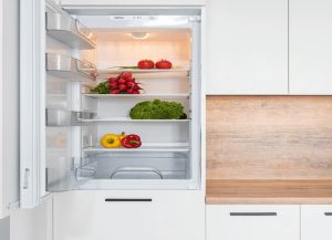 Buzdolabı Koku Yapıyorsa Ne Yapılmalı? Pratik Çözüm Rehberi