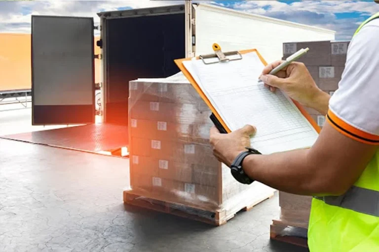 Kargo “Transfer Merkezinde” Günlerdir Bekliyorsa Normal mi?