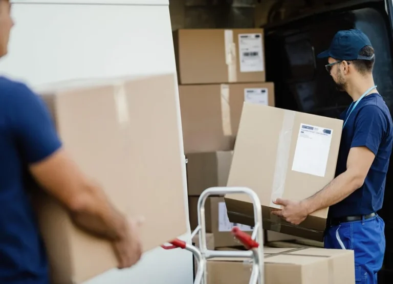 Kargo “Araç Yükleme Bekliyor” Yazıyorsa Paketiniz Nerede Takıldı?