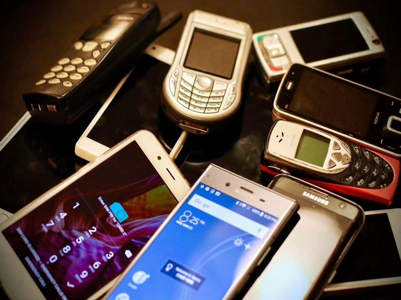 Eski Telefonunuzu Çekmeceye Atmayın! 2026’da Değerlendirmenin 10 Akıllı Yolu